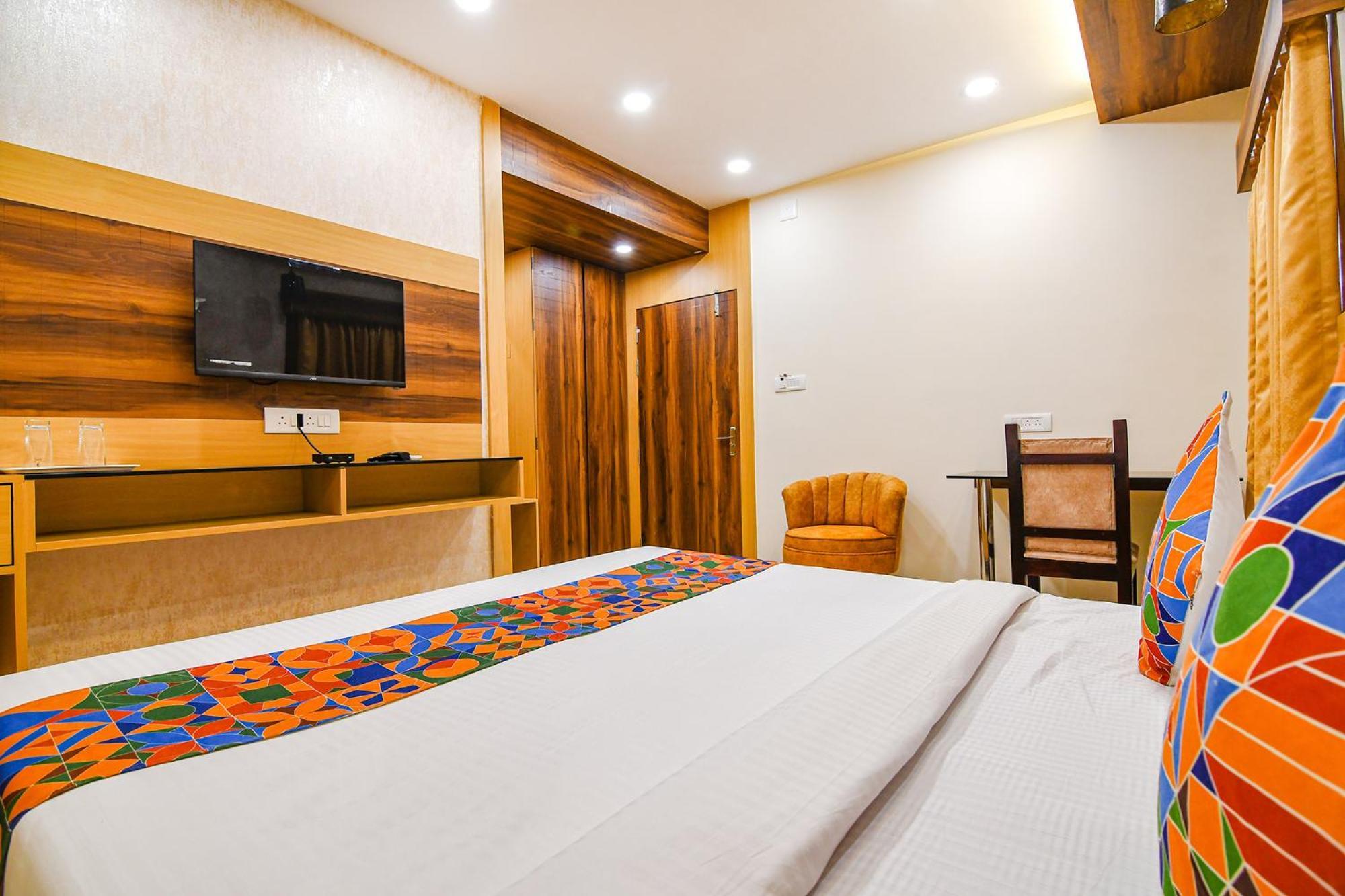 Fabhotel Sonali Golden Palace - Nr Bhubaneswar Railway Station Exterior foto