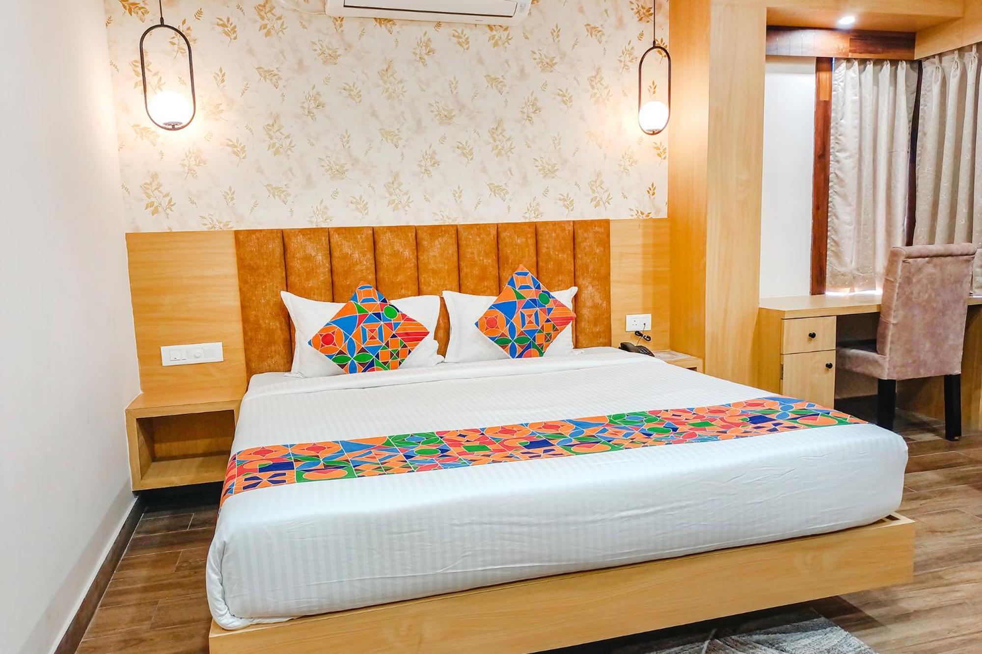 Fabhotel Sonali Golden Palace - Nr Bhubaneswar Railway Station Exterior foto