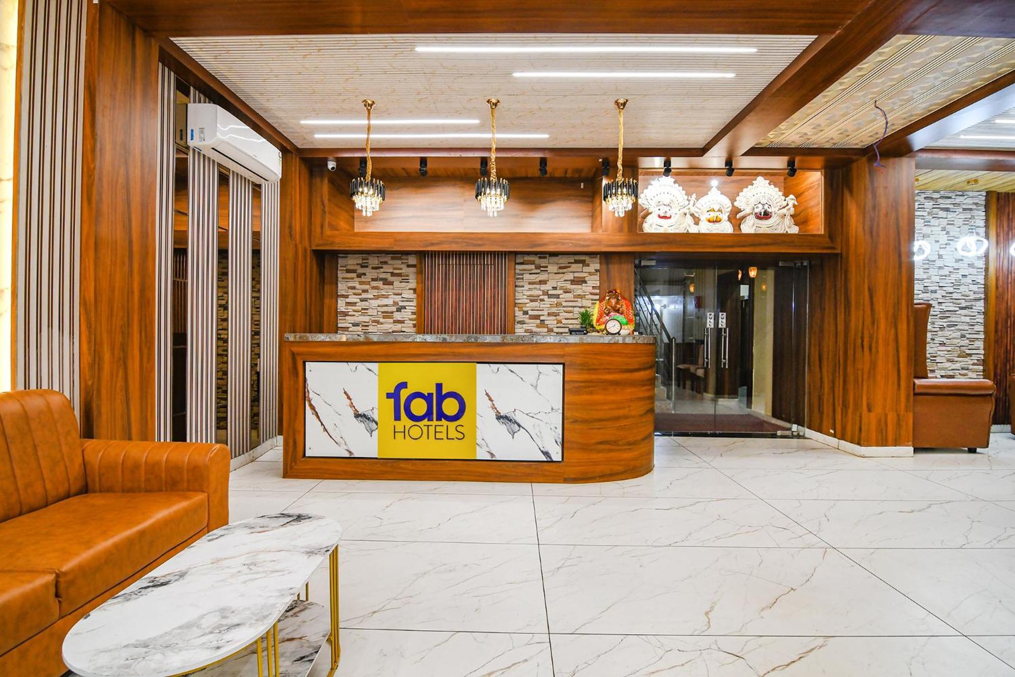 Fabhotel Sonali Golden Palace - Nr Bhubaneswar Railway Station Exterior foto