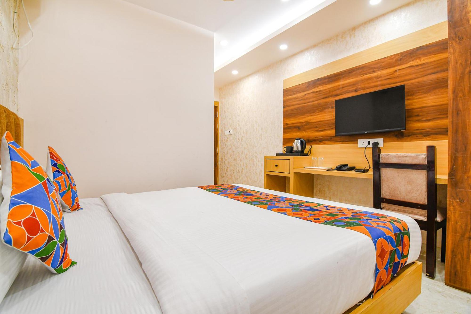 Fabhotel Sonali Golden Palace - Nr Bhubaneswar Railway Station Exterior foto